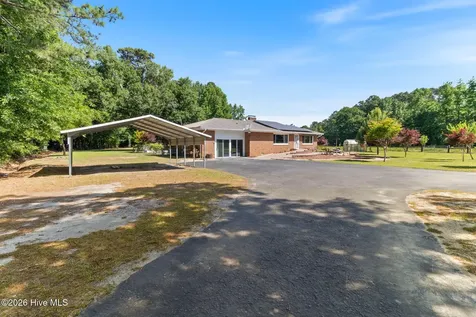 207 Cicero Beatty Road Raeford NC 28376