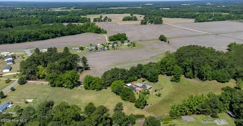 207 Cicero Beatty Road Raeford NC 28376