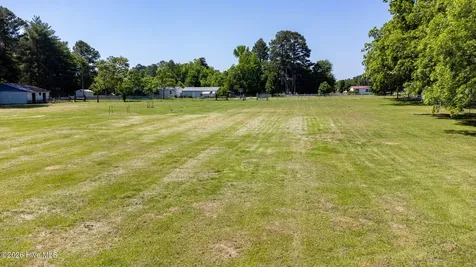 207 Cicero Beatty Road Raeford NC 28376