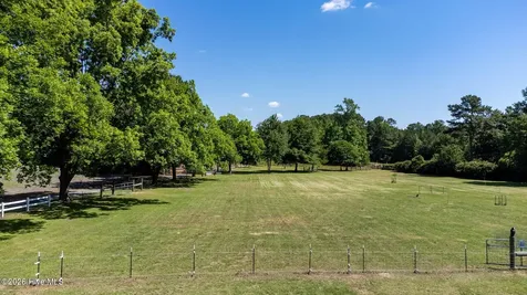 207 Cicero Beatty Road Raeford NC 28376