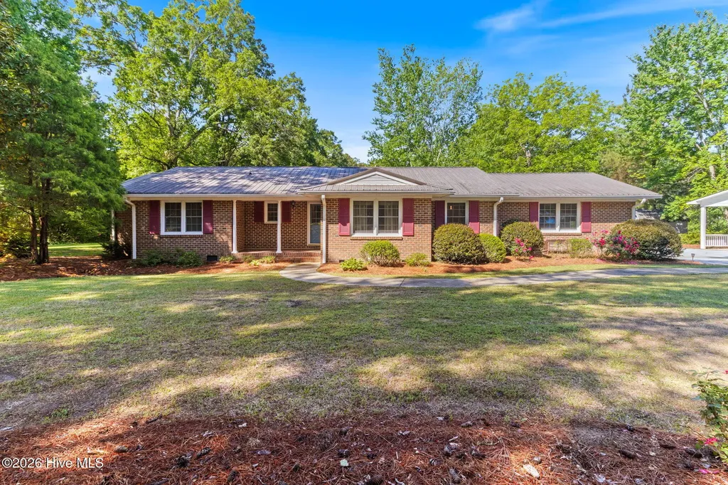 2022 Airport Road Elizabethtown NC 28337
