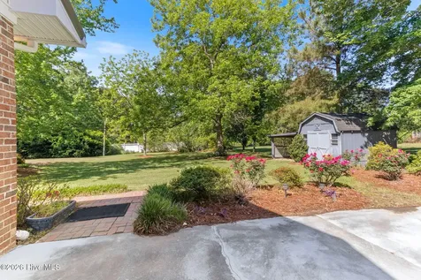 2022 Airport Road Elizabethtown NC 28337