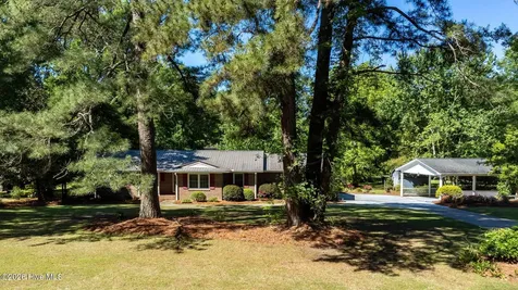 2022 Airport Road Elizabethtown NC 28337