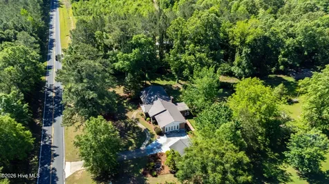 2022 Airport Road Elizabethtown NC 28337