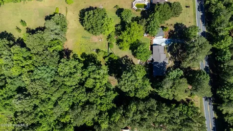 2022 Airport Road Elizabethtown NC 28337