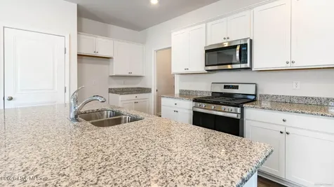131 Brogdon Street Wilmington NC 28411