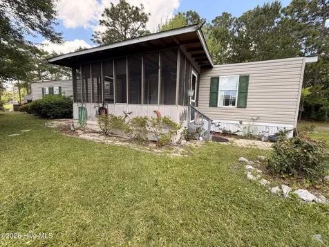 121 S Smith Street Holly Ridge NC 28445