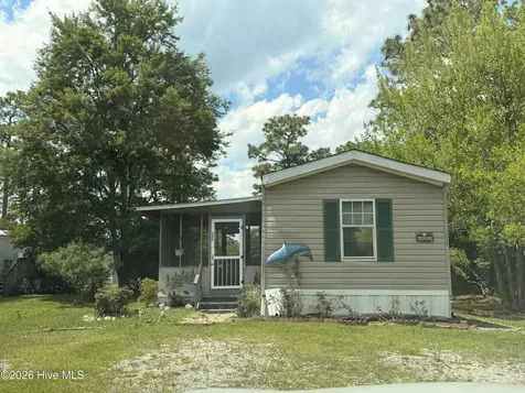 121 S Smith Street Holly Ridge NC 28445