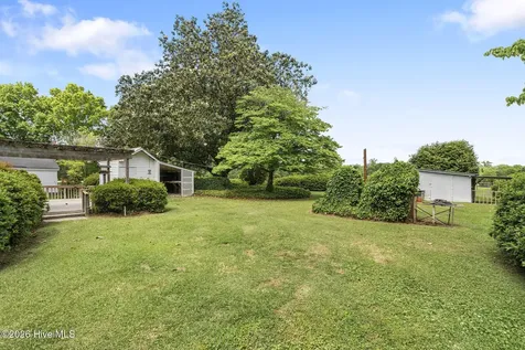 552 Garden Road Willard NC 28478