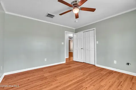 215 Winding Creek Way Hubert NC 28539