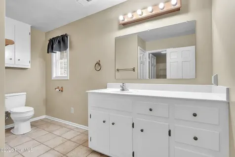 215 Winding Creek Way Hubert NC 28539