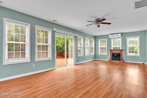 215 Winding Creek Way Hubert NC 28539
