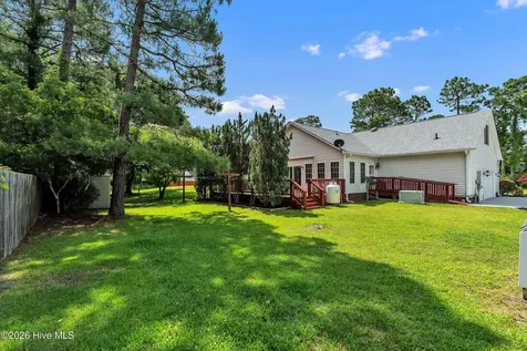 215 Winding Creek Way Hubert NC 28539