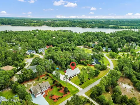 215 Winding Creek Way Hubert NC 28539