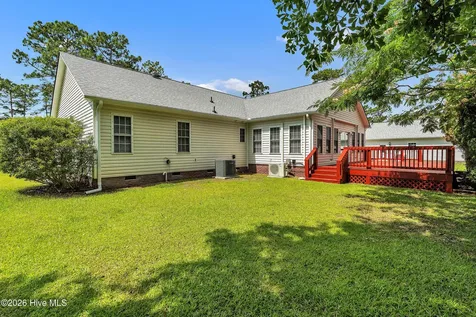 215 Winding Creek Way Hubert NC 28539