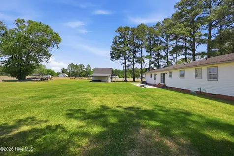 2336 Wharton Station Road Washington NC 27889