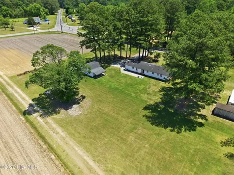 2336 Wharton Station Road Washington NC 27889