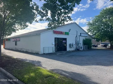 1412 Carolina Avenue Washington NC 27889