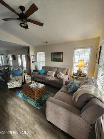 429 Meeting Street Beaufort NC 28516