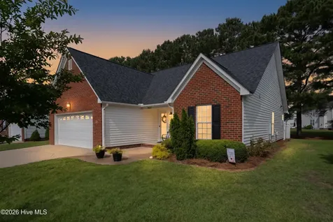 3421 Providence Place Winterville NC 28590