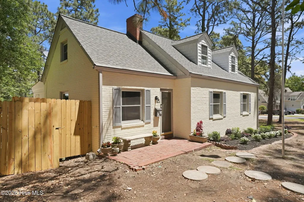 4084 Youngs Road Southern Pines NC 28387