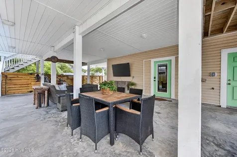 131 NE 15th Street Oak Island NC 28465