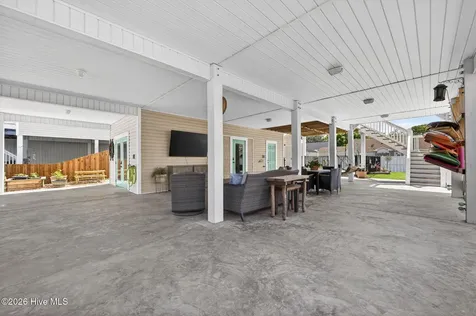 131 NE 15th Street Oak Island NC 28465