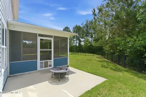 6104 Blue Ray Drive Leland NC 28451