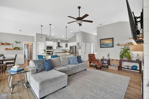 5646 Claremont Court Wilmington NC 28409