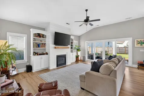 5646 Claremont Court Wilmington NC 28409