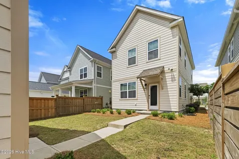 824 Edgerton Drive Wilmington NC 28412
