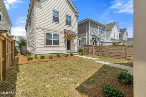 824 Edgerton Drive Wilmington NC 28412