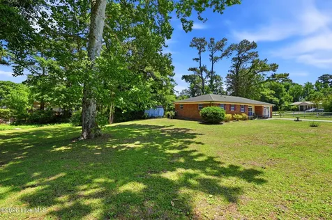 502 Voltaire Place Wilmington NC 28412