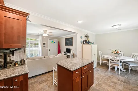 502 Voltaire Place Wilmington NC 28412