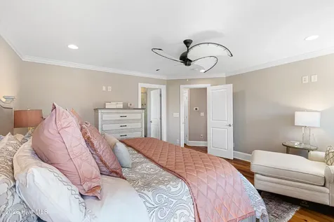 223 Sound Side Drive Atlantic Beach NC 28512