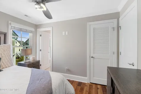 223 Sound Side Drive Atlantic Beach NC 28512