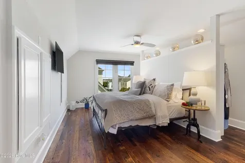 223 Sound Side Drive Atlantic Beach NC 28512