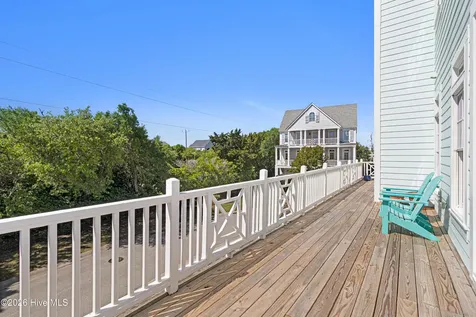 223 Sound Side Drive Atlantic Beach NC 28512