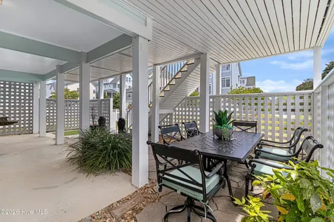 223 Sound Side Drive Atlantic Beach NC 28512
