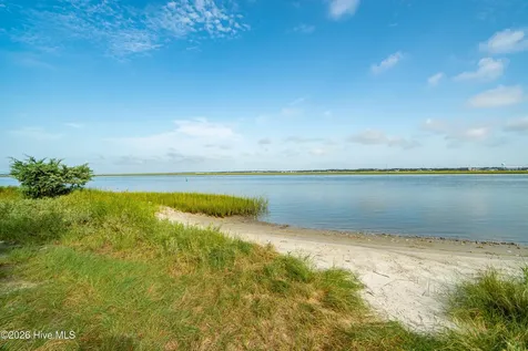 223 Sound Side Drive Atlantic Beach NC 28512