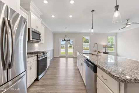 162 Autumn Breeze Lane NE Bolivia NC 28422