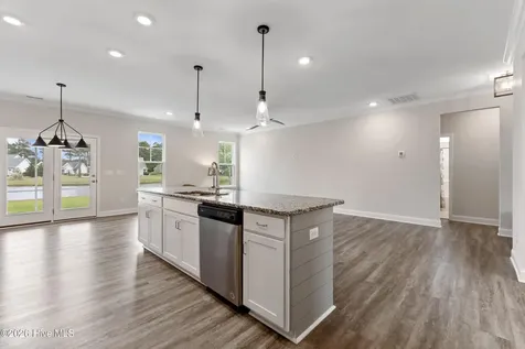 162 Autumn Breeze Lane NE Bolivia NC 28422