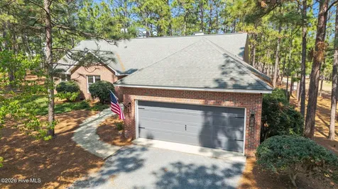 92 Sakonnet Trail Pinehurst NC 28374