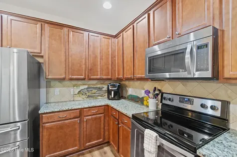 2537 St James Drive SE Southport NC 28461