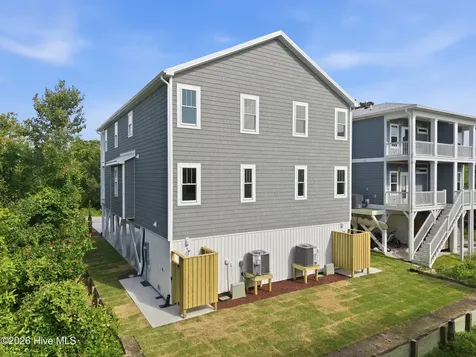 1116 Swordfish Lane Carolina Beach NC 28428