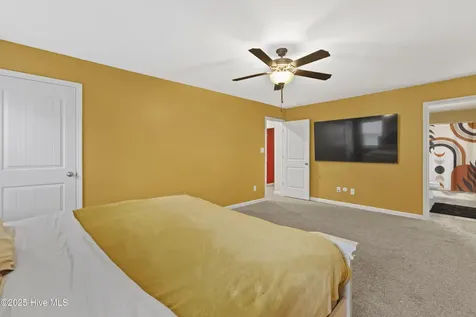 304 E Franck Street Richlands NC 28574