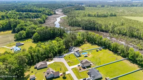 91 Osprey Watch Lane E Oriental NC 28571