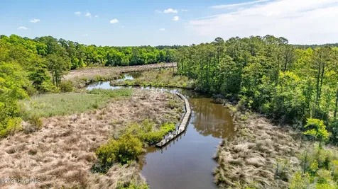 91 Osprey Watch Lane E Oriental NC 28571