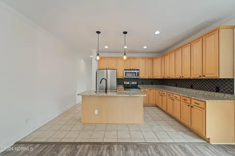 71 Court Street Jacksonville NC 28540