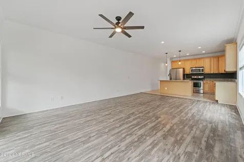 71 Court Street Jacksonville NC 28540